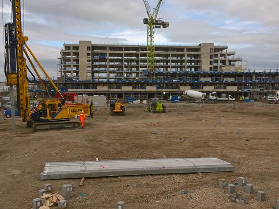 Precast piling at Fletton Quays